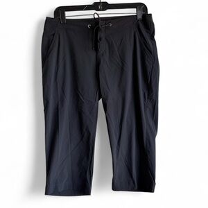 Columbia Women's Lightweight Cropped Pants Size 8